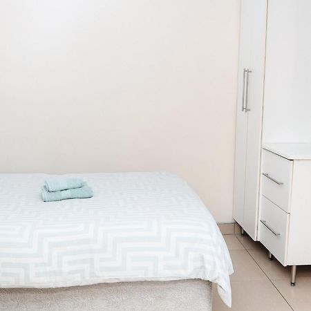 Emerald Bed&Breakfast Windhoek Bagian luar foto