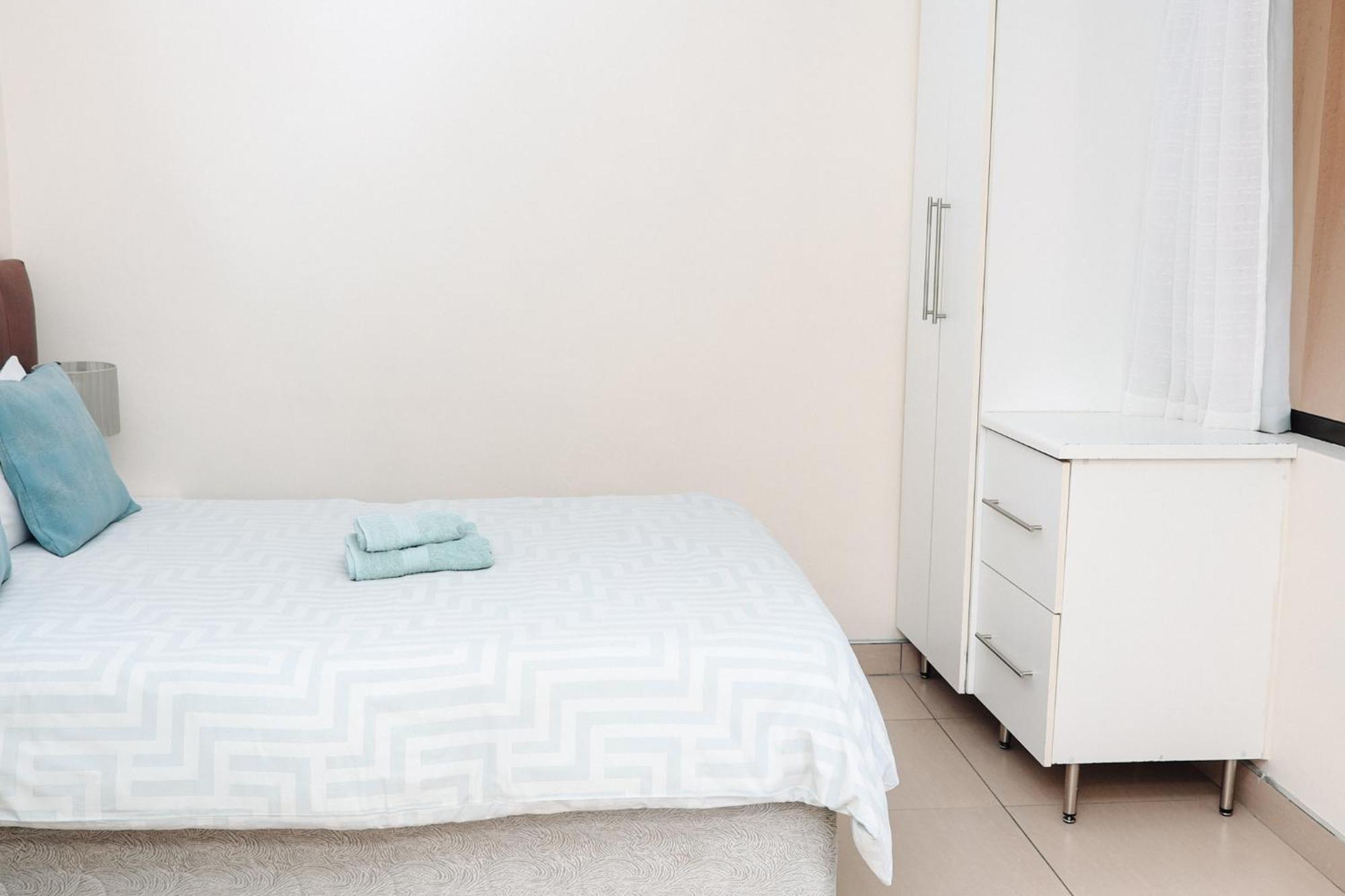Emerald Bed&Breakfast Windhoek Bagian luar foto
