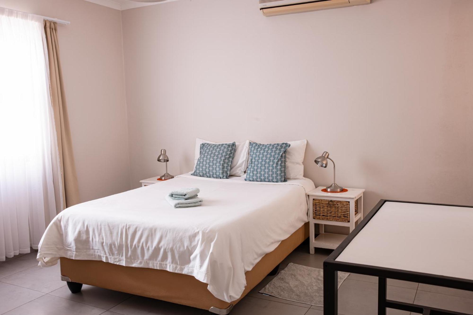 Emerald Bed&Breakfast Windhoek Bagian luar foto