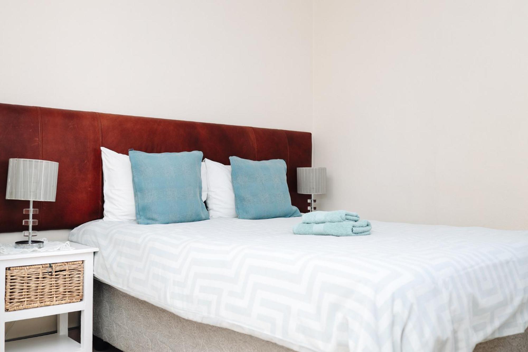 Emerald Bed&Breakfast Windhoek Bagian luar foto